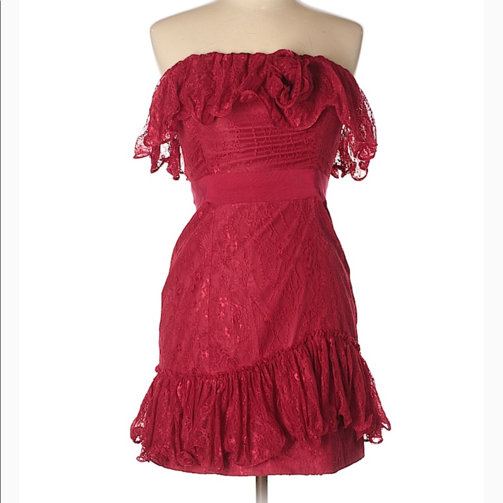 Georgina Chapman of Marchesa strapless dress